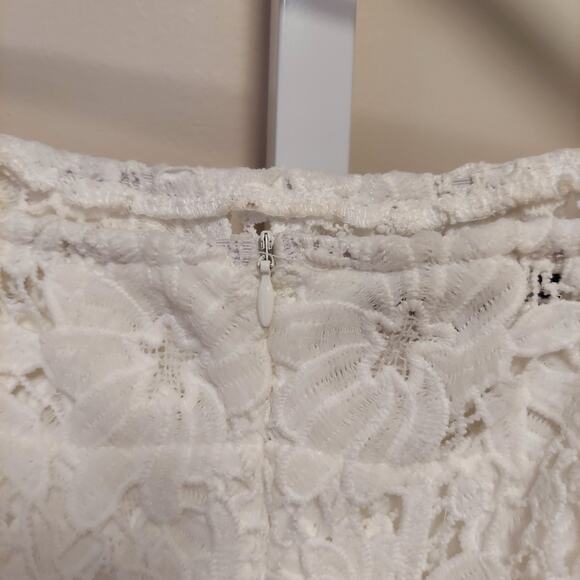Eilly Bazar White Floral Crochet Lace Dress Small (FLAW) Coquette Fairy - Picture 6 of 11